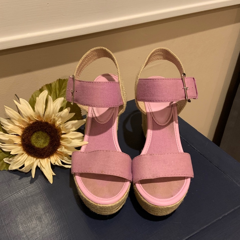 NY & Company Wedge Sandals